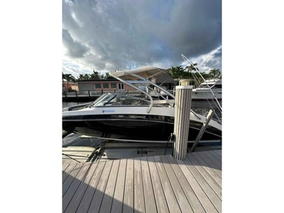 2012 Yamaha 242 Limited S powerboat for sale in Florida