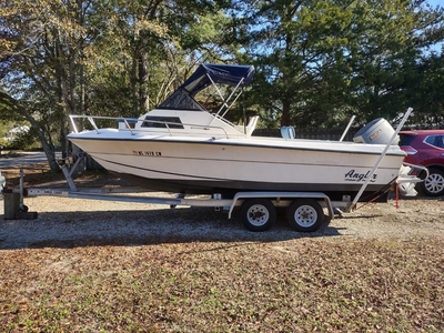 Angler 20' Boat Located In Wilmington, NC - Has Trailer