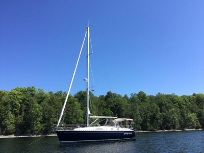 2003 Dufour 36 Classic sailboat for sale in Vermont