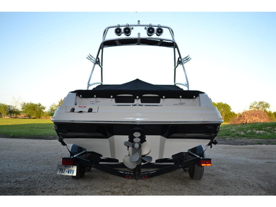 2007 Sea Ray 230 Select powerboat for sale in Texas