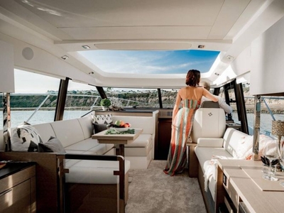 2023 Prestige Yachts 420s, EUR 630.000,-
