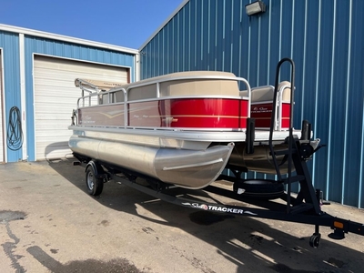 Sun Tracker Party Barge 18 DLX 2023