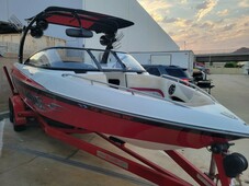 Malibu Wakesetter 23 LSV