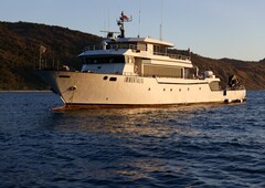Niigata 45M Expedition Motor Yacht