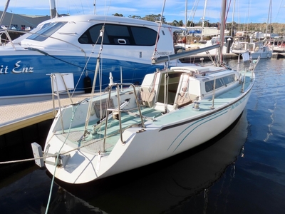 SWARBRICK M27 EXCELLENT PERFORMANCE, IMPRESSIVE SAIL INVENTORY!