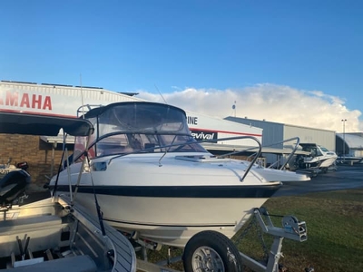 2004 Allison 175 Vision packaged with a Yamaha 115hp*** Extremely well looked after***Perfect family