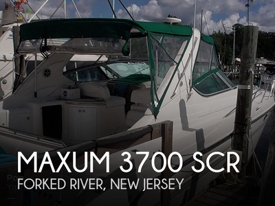 1998 Maxum 3700 SCR in Forked River, NJ