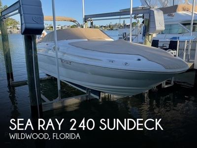 2001 Sea Ray 240 SunDeck in Wildwood, FL