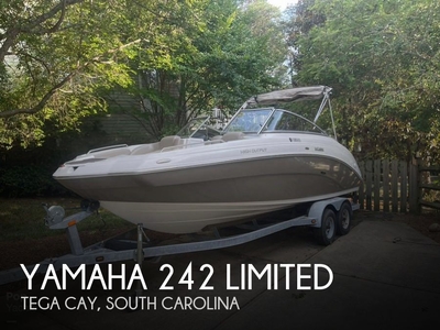 2010 Yamaha 242 Limited in Fort Mill, SC