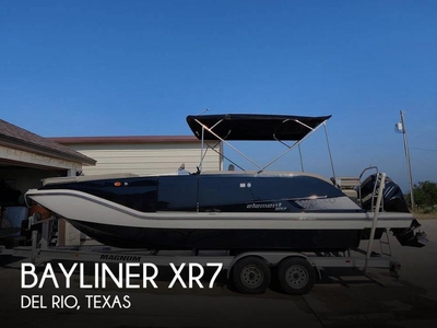 2015 Bayliner Element XR7 in Del Rio, TX