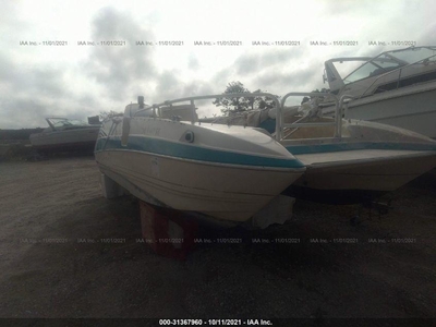 Bayliner 26' Boat Located In Jamaica, NY - Has Trailer