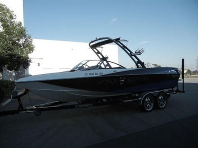 2011 Malibu Wake Setter 247 LSV powerboat for sale in California