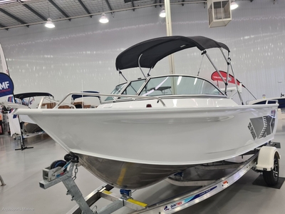 NEW QUINTREX 520 FISHABOUT PRO