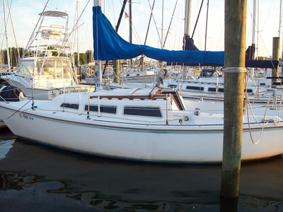 1983 Catalina 27 sailboat for sale in Maryland