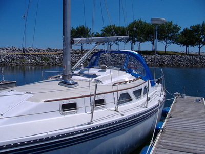 1988 Capital Yachts Newport 31 sailboat for sale in Wisconsin
