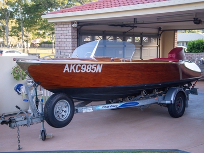 CUSTOM 5.2M WOODEN RUNABOUT