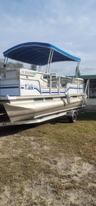 Pontoon Boat With Trailer