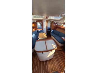 1995 Hunter Vision 36 sailboat for sale in Outside United States