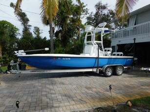 2011 Yellowfin 24'