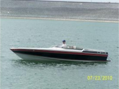 1986 CHAPARRAL Villian III powerboat for sale in Texas