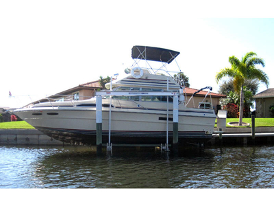 1986 Sea Ray Sedan Bridge 340 powerboat for sale in Florida