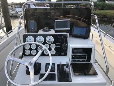 1986 Wellcraft Scarab Sport powerboat for sale in Connecticut