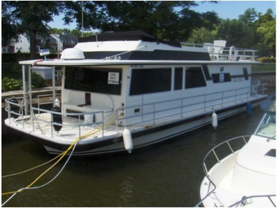 1989 Gibson Executive powerboat for sale in Michigan