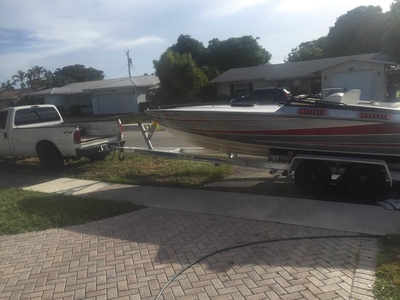 1989 Pantera 24 powerboat for sale in Florida