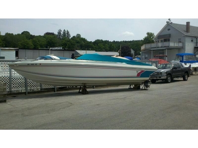 1992 Formula 336 SR1 powerboat for sale in New Hampshire