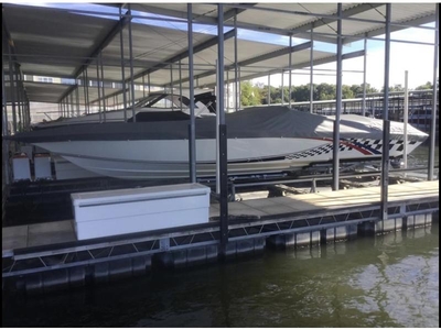1996 Fountain 38 Fever powerboat for sale in Missouri