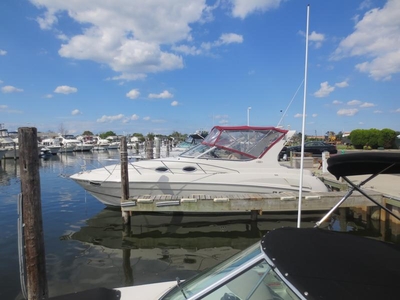 2000 Regal 2960 Commodore powerboat for sale in New York