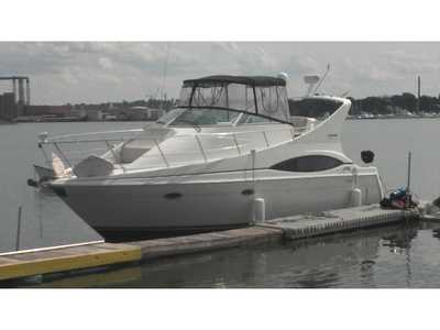 2001 Carver 350 Mariner powerboat for sale in Massachusetts