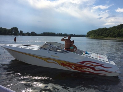 2001 Fountain Fever powerboat for sale in Connecticut