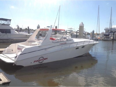 2002 Fountain 38 Express Cruiser powerboat for sale in Florida