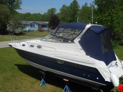 2002 REGAL 2860 powerboat for sale in Michigan