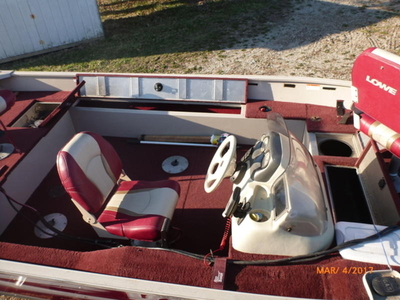 2003 Lowe Sea Nymph V FM 165 S powerboat for sale in Illinois