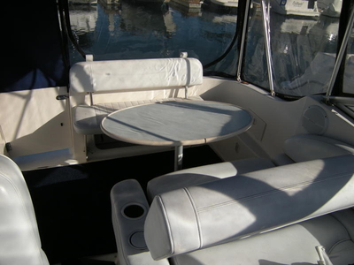 2004 Bayliner 245 Ciera powerboat for sale in California