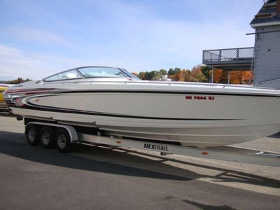 2004 Formula 353 Fastech powerboat for sale in New Hampshire