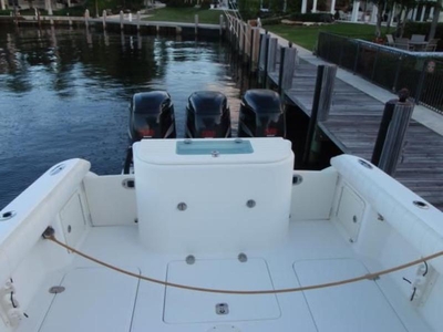 2005 Sterling Everglades 38 powerboat for sale in Florida