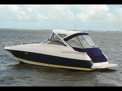 2006 Regal 3560 powerboat for sale in Minnesota