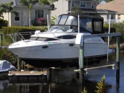 2007 Regal 2565 Window Express powerboat for sale in Florida