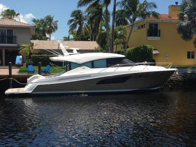 2015 Tiara 50 Coupe powerboat for sale in