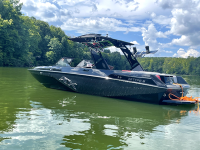 2022 22' ATX 22 Type S Wakeboard/Wakesurf/Waterskil Boat 207 Hrs With Trailer
