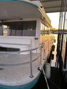 50 Ft Live Aboard Houseboat Twin 454 Crusaders Westerbeke Generator Aircondition