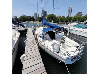 1985 Catalina 30 sailboat for sale in Wisconsin