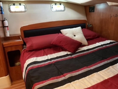 2012 Hunter 41DS sailboat for sale in New York