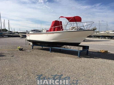 Boston Whaler Outrage 24 OUTRAGE 24 used boats