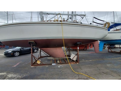 1988 Catalina 36 Mk1 sailboat for sale in Wisconsin