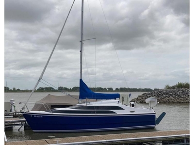 2011 Macgregor 26M sailboat for sale in Indiana