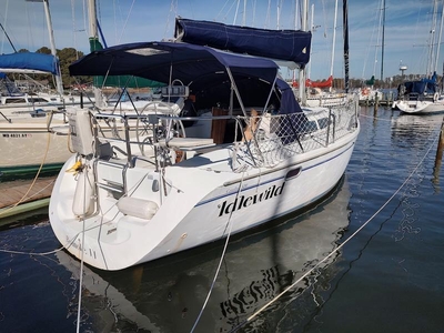 2000 Catalina 320 sailboat for sale in Virginia